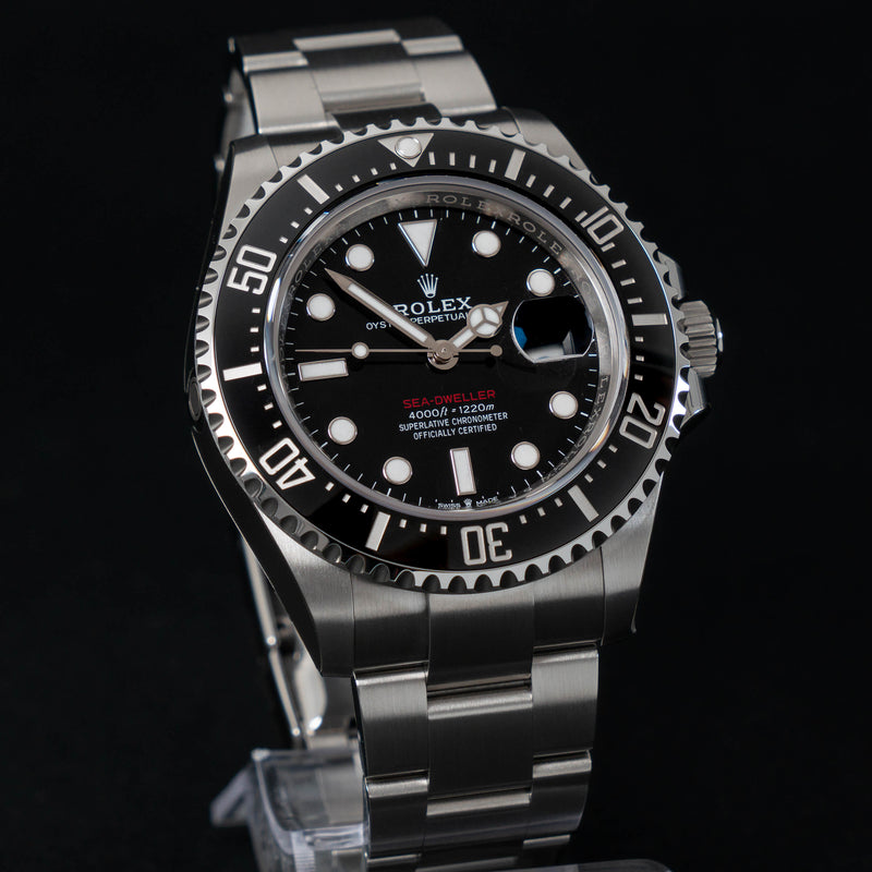 ROLEX SEA-DWELLER RED STAHL/KERAMIK - 126600 - 2023 - FULL SET - VOLL VERKLEBT - NEW